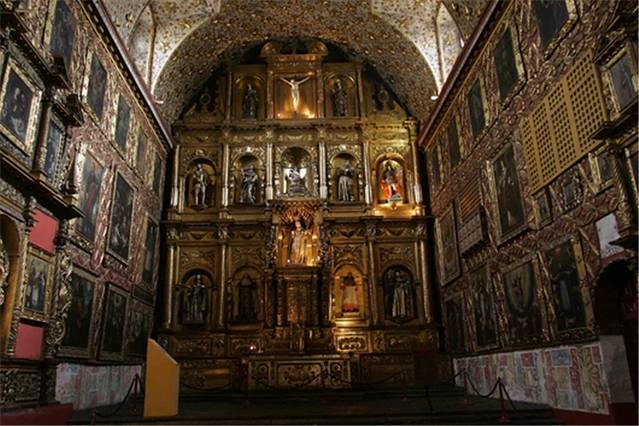 圣克拉拉教堂博物馆