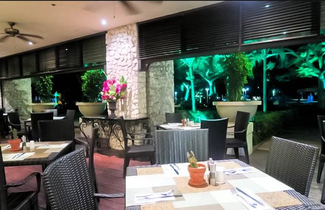 World Cafe Terrace(悦泰酒店)