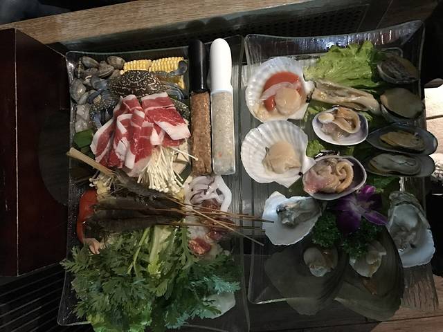 朴田泰式海鲜火锅(川音店)