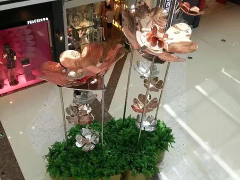银泰百货(宁波鄞州店)旅游景点图片