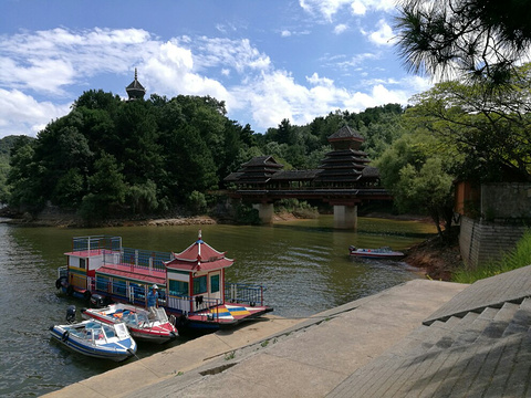 红枫湖