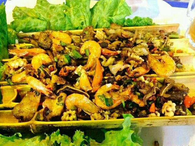 祥云美食城(南强步行街店)