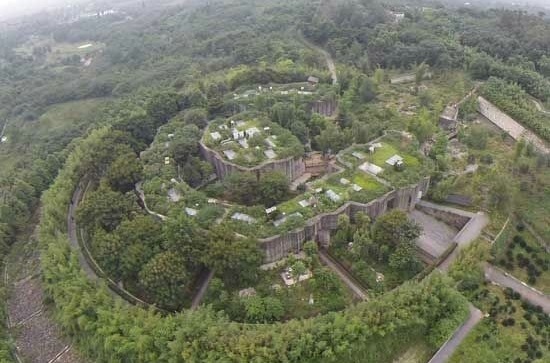 大熊猫月亮产房