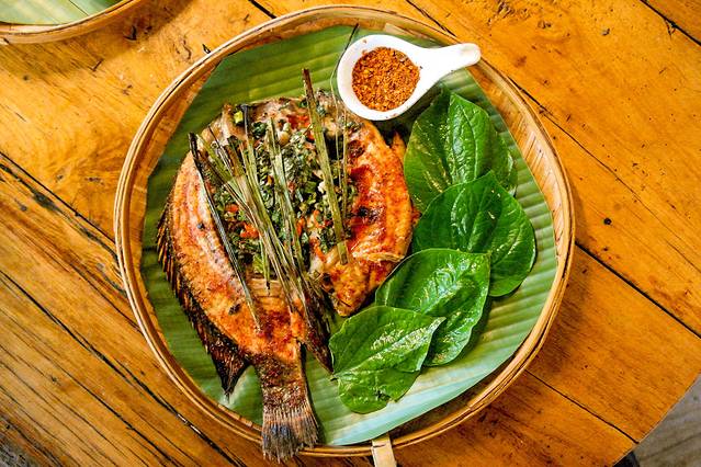 红牙象·傣味美食园