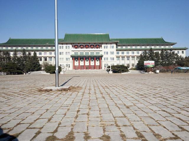 吉林大学-地质博物馆