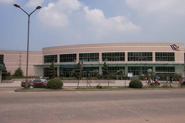 义乌江东客运站