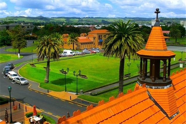 罗托鲁阿市政厅广场