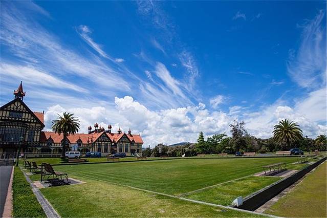 罗托鲁阿市政厅广场