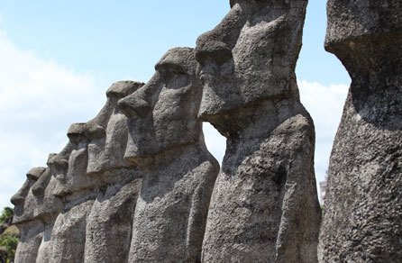 智利复活节岛巨人像