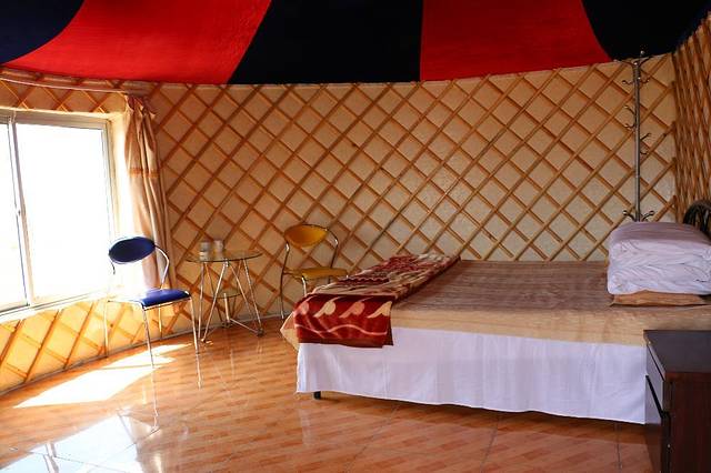 巴彦塔拉旅游城