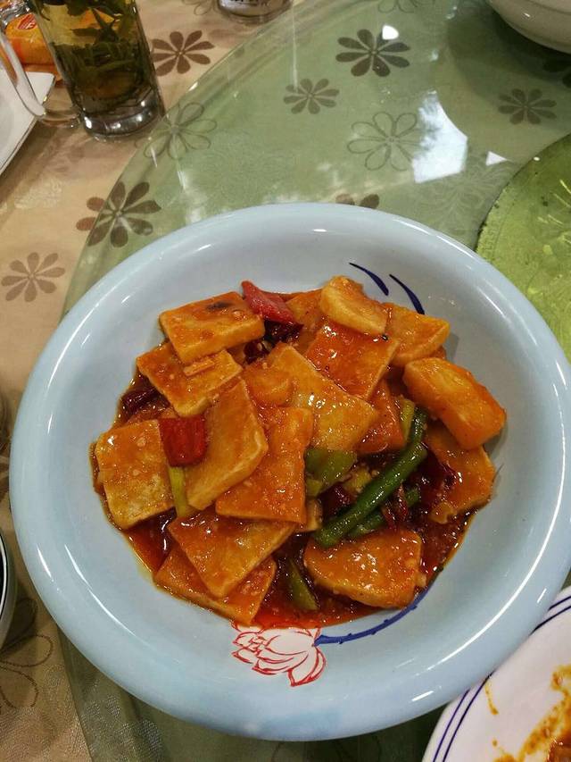 马老六清真餐饮(通渭路总店)