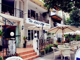 西提咖啡一条街