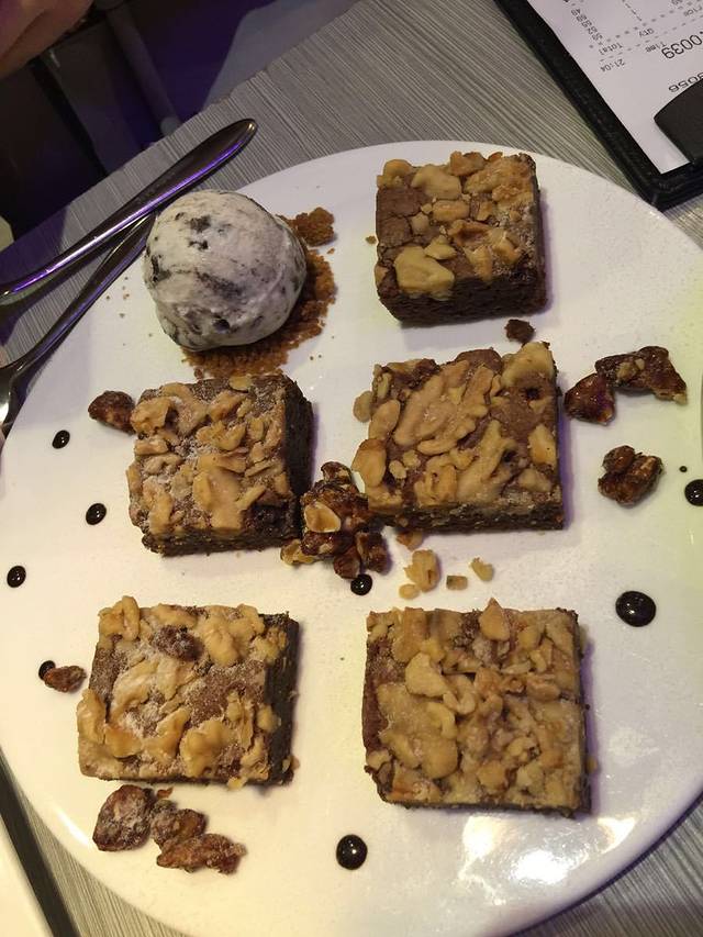 HeSheEat (白布街)