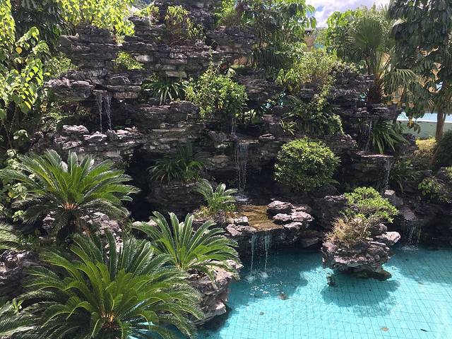 龙门铁泉黄金汤温泉度假村