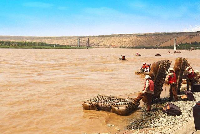 羊皮筏子快艇乘坐码头