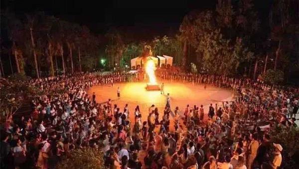 “澜沧江·湄公河之夜”歌舞篝火晚会