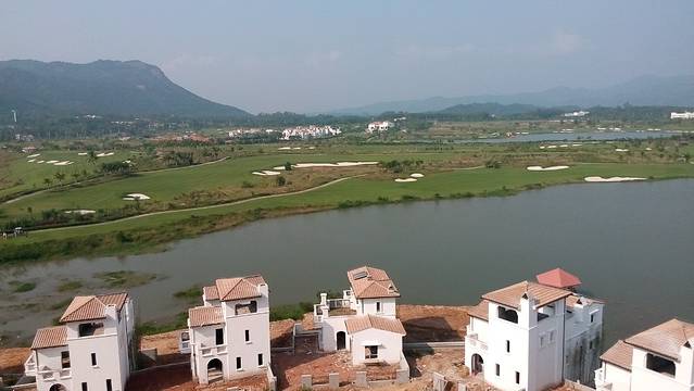 海南白石岭温泉高尔夫球会