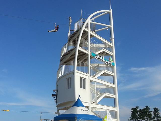 江陵海边游乐场