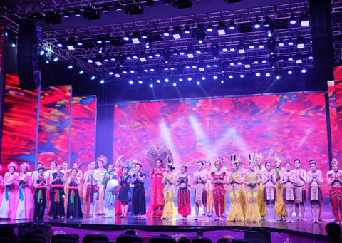 芽庄之梦表演