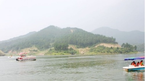 仙龙湖国际旅游度假区