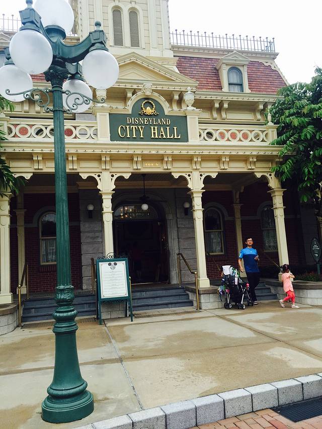 迪士尼黑色世界