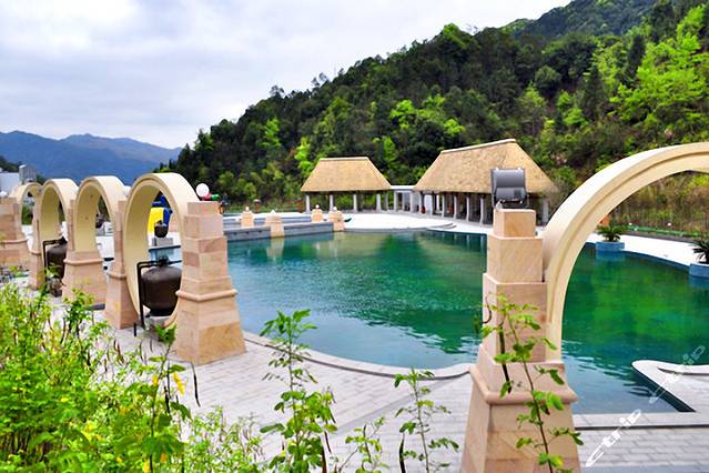 韶关新丰云天海温泉