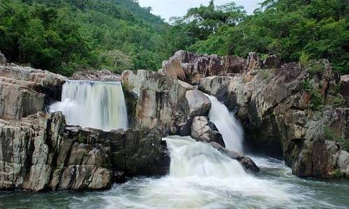 呀诺达雨林文化旅游区-探索谷