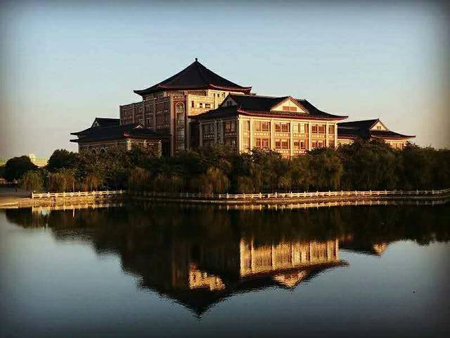 南方医科大学(顺德校区)