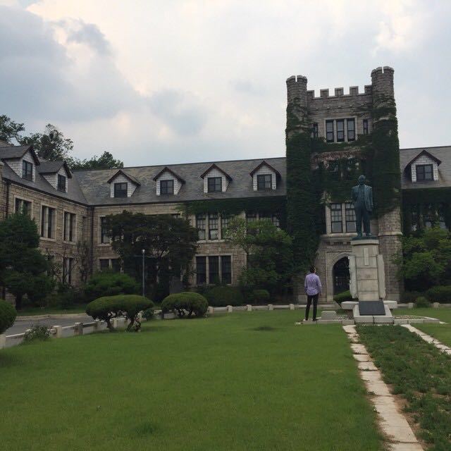 首尔北村中央高中学校