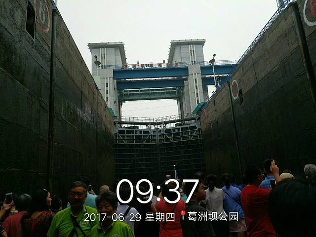 三峡垂直升船机