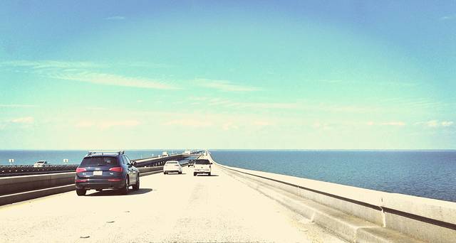 庞恰特雷恩湖堤道