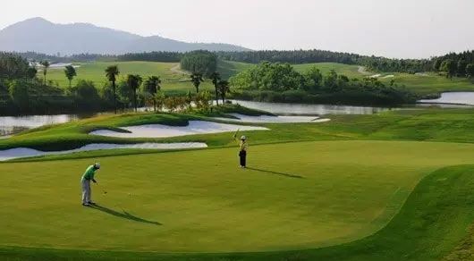 东城九号·高尔夫