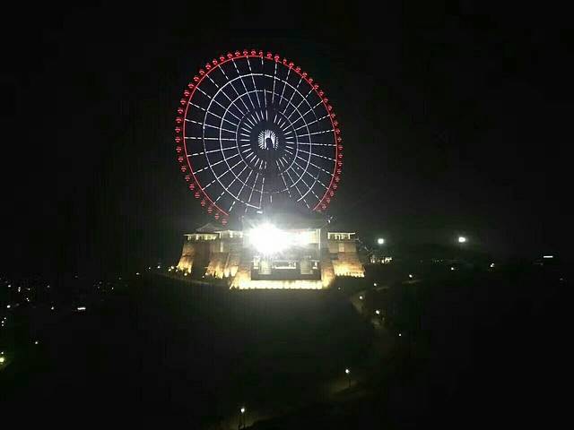 下龙湾下龙公园摩天轮