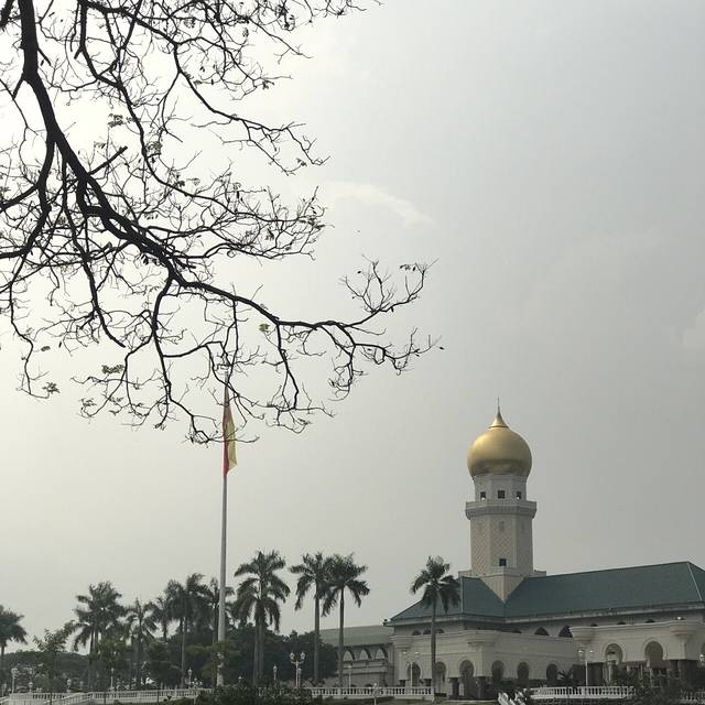 武吉加央岸行宫