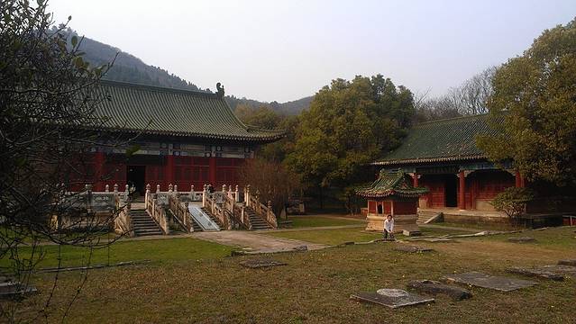 龙泉山风景区