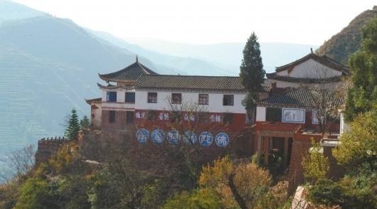 黑井古镇飞来寺