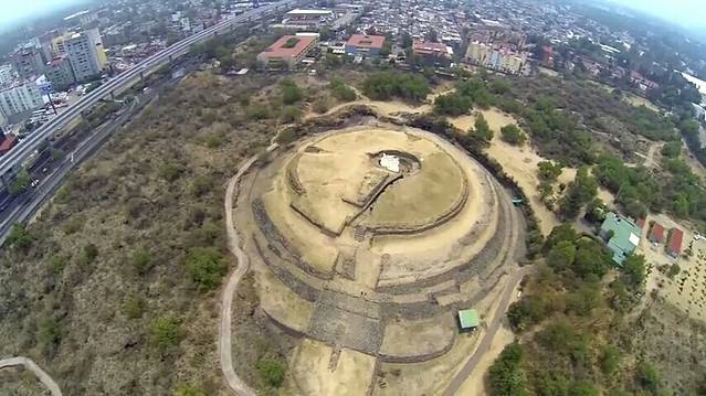 奎库尔科金字塔