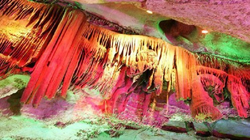 沂源鲁山溶洞群景区