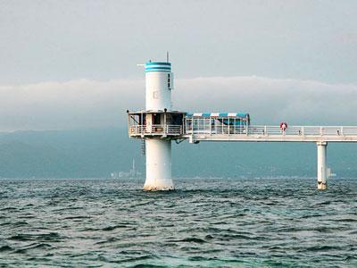 海中展望塔