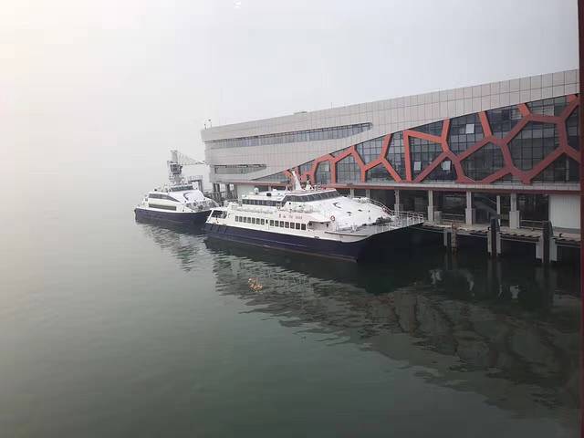 蛇口港珠海游轮