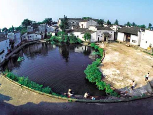 诸葛八卦村景区-钟池