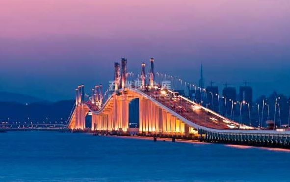 嘉乐庇总督大桥