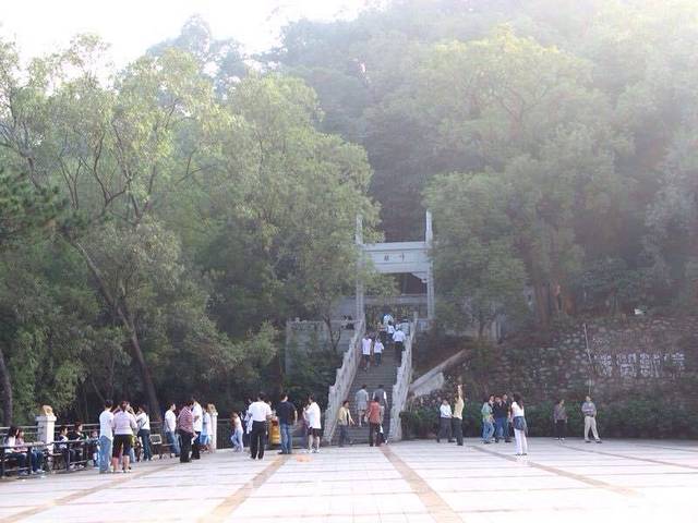 东莞黄旗山城市公园