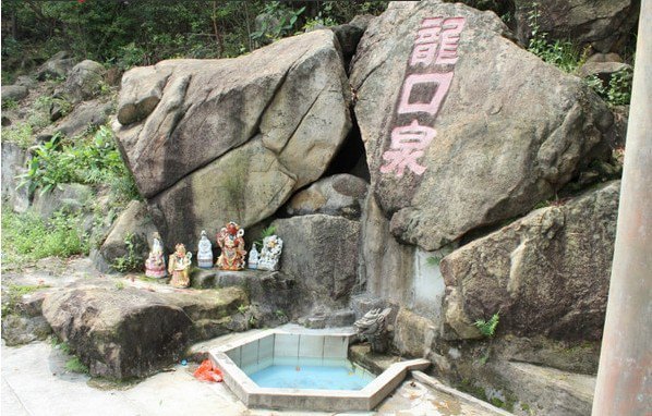 帽峰山森林公园-帽峰山龙口泉