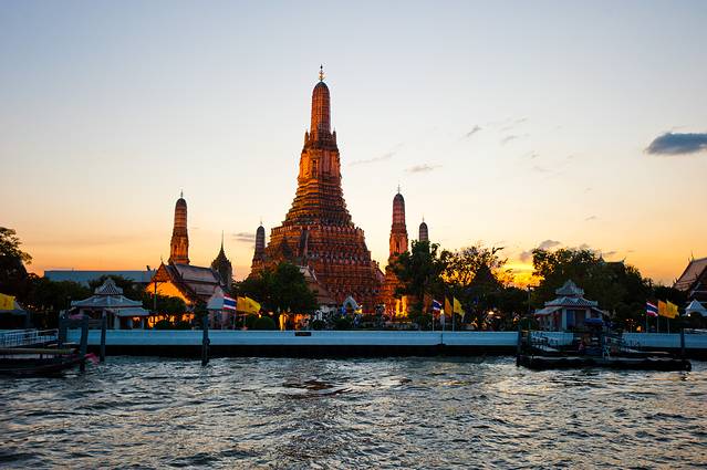 昭披耶公主号夜游湄南河