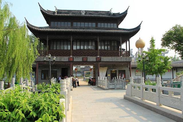 草桥古墩农民乐园