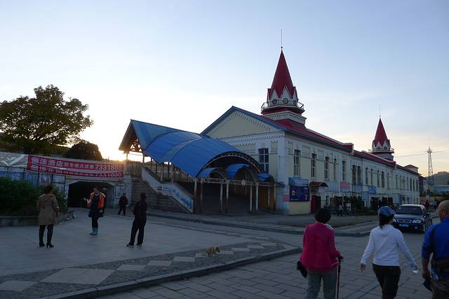 横道河子东北虎林园