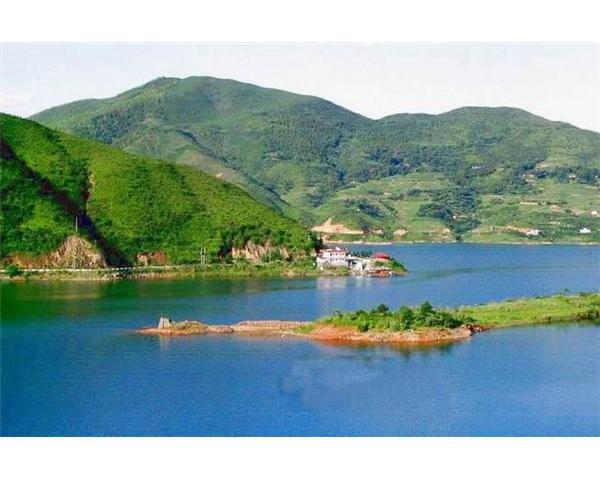 上饶大坳枫泽湖风景区