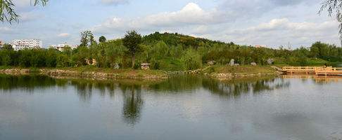 邓州市人民公园