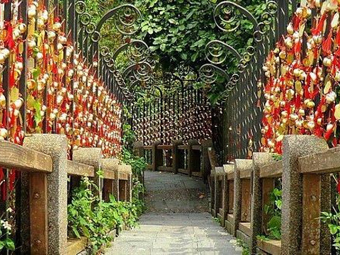文武年梯步道
